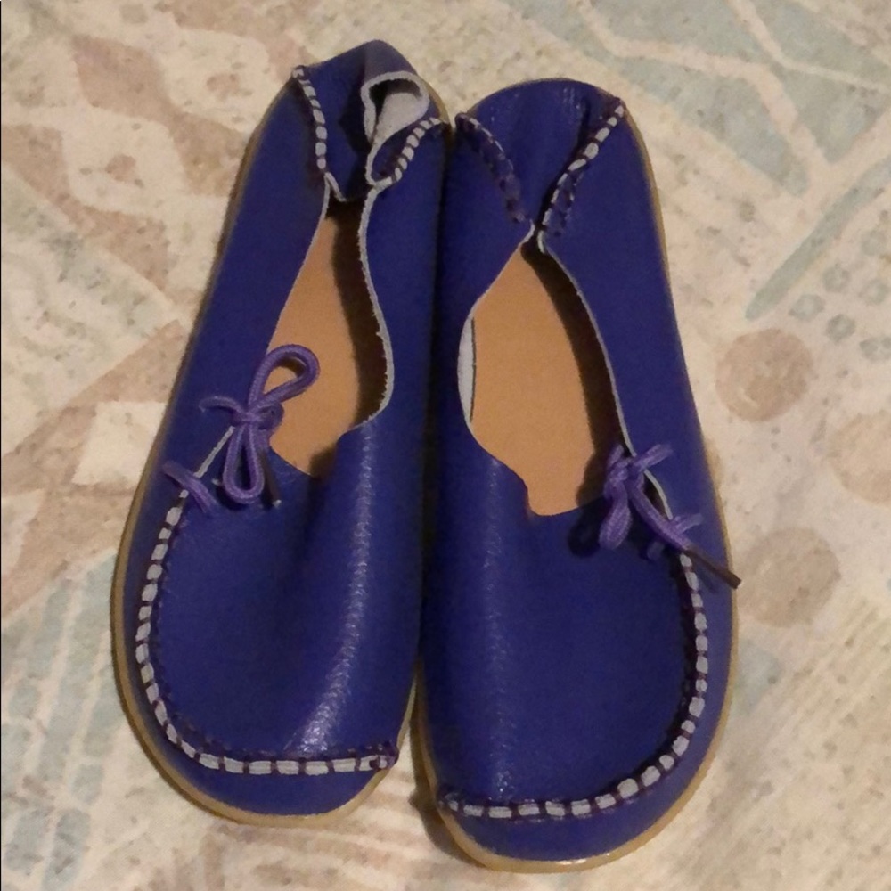 Shoes - Picture 4 of 5